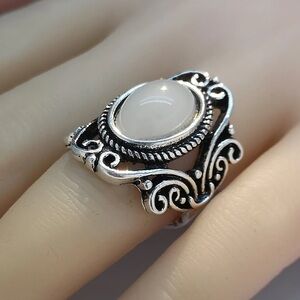 NWT Vintage Synthetic Moonstone Ring.